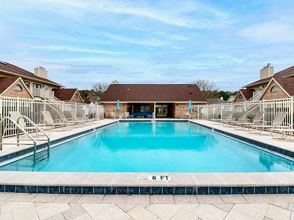 5th image of 5001 Grande Dr APT 1612