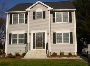 11 Arbor St, Cumberland, RI 02864