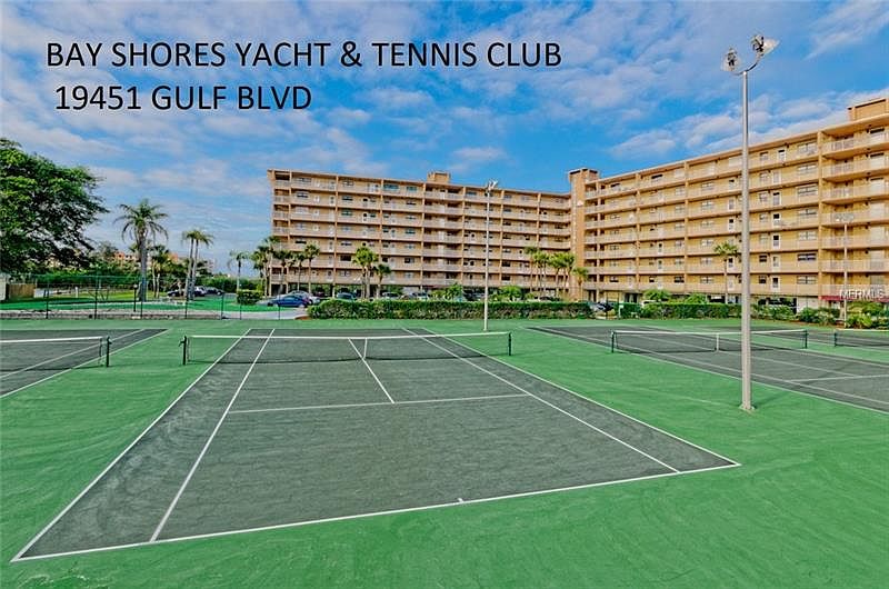 1st image of 19451 Gulf Blvd APT 511