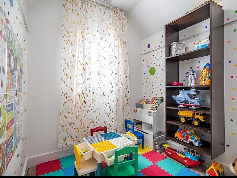Kids/baby Bedroom and play area