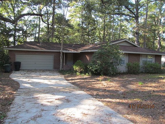 2nd image of 1904 E Nelson Cir