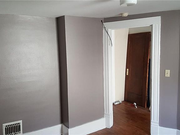 3rd image of 177 Berger Ave