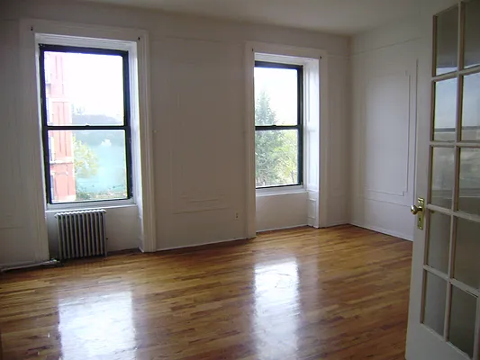 Rented by Mauro Bros Real Estate Services LLC | media 25