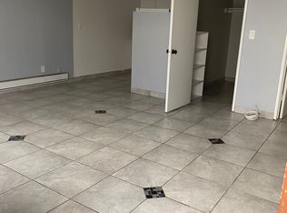 15552 Vanowen St #12, Van Nuys, CA 91406