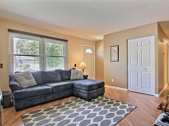 2nd image of 2208 Penwick Dr