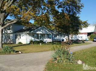 3571 4th St, Wayland, MI 49348