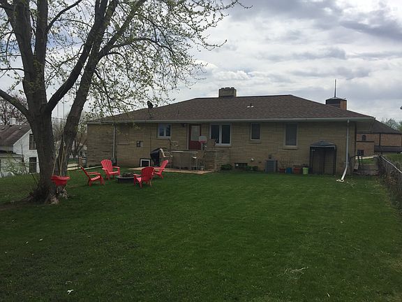Exterior Backyard 