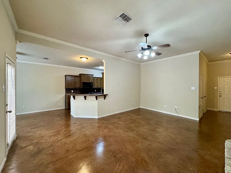 304A Chapel Trail Cir — Photo 4