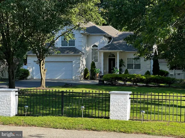 21 Sunset Rd, Turnersville, NJ 08012