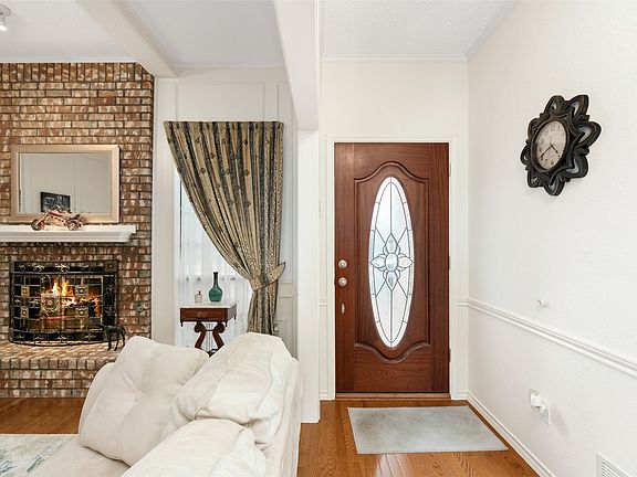 2nd image of 3708 Galloway Ln