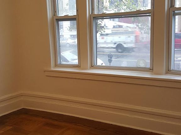 3rd image of 2671 Kennedy Blvd APT 12