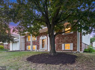 5436 Broadmoor St, Alexandria, VA 22315