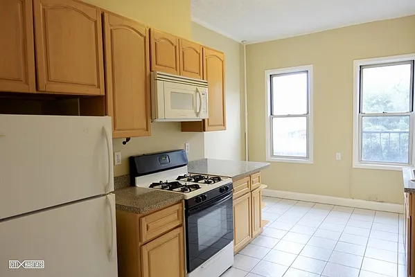 Rented by Citi Habitats | media 3