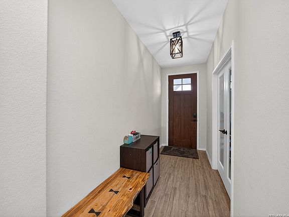 3rd image of 4035 Wild Bloom Rd
