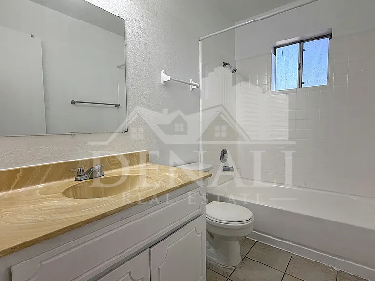 624 E Marilyn Ave #1 — Photo 13