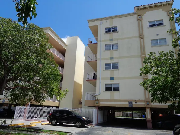 2008 Jackson St APT E9, Hollywood, FL 33020