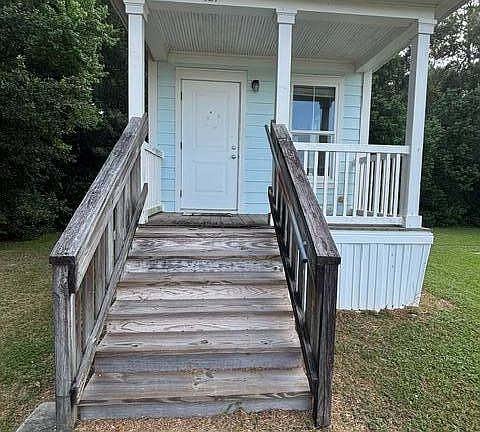 3rd image of 4708 Gibson Rd #127