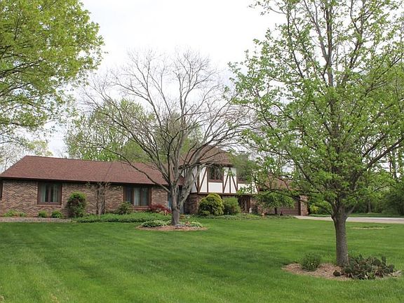 Additional view of front exterior