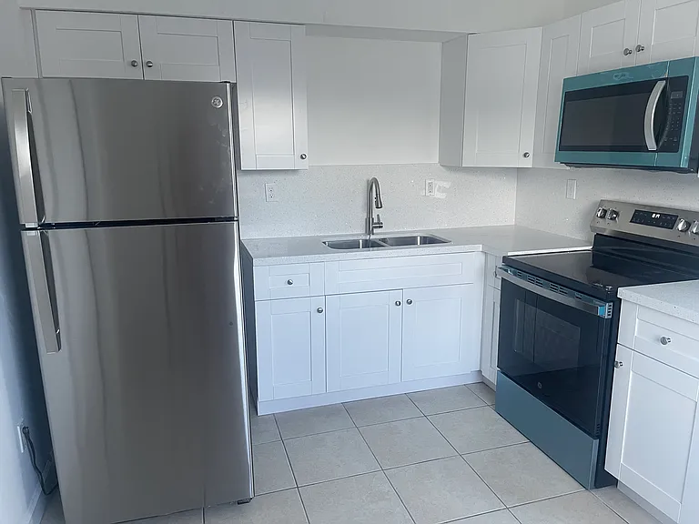 3412 SW 89th Ct — Photo 11