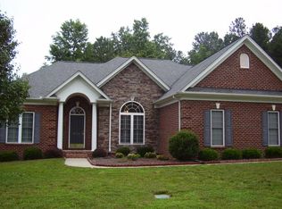 2813 Olympus Dr, Charlotte, NC 28214