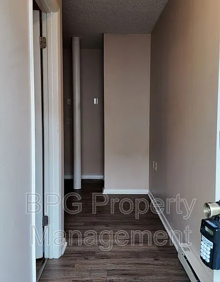 205 N Main St #6 — Photo 2
