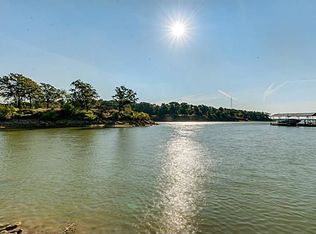 8 Texoma Ct, Hickory Creek, TX 75065