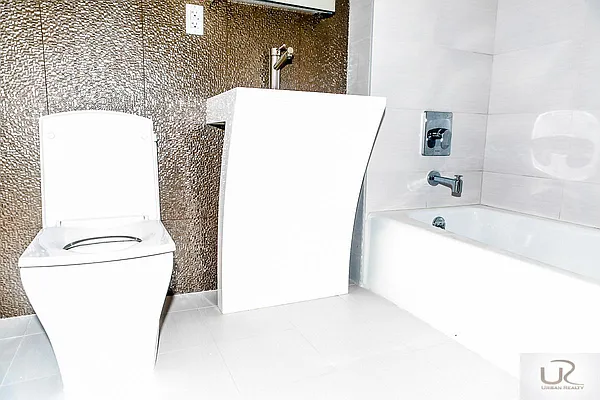 Rented by Town Residential | media 22