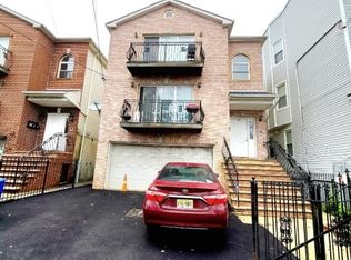 549 Hawthorne Ave, Newark, NJ 07112