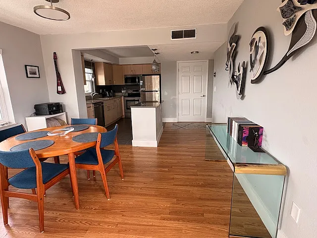 1120 N Shore Dr NE #905 — Photo 5