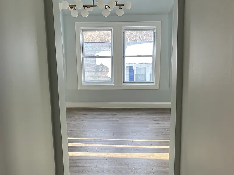 10 Holly Ave #1 — Photo 7