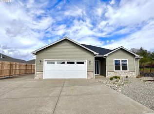 947 Medina Ave, Sutherlin, OR