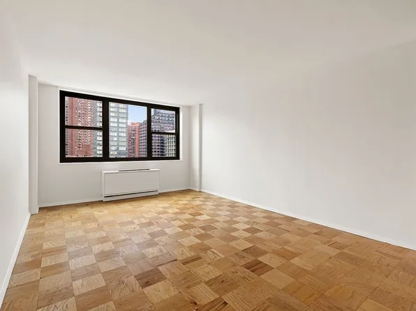 340 E 93rd St APT 22J, New York, NY 10128