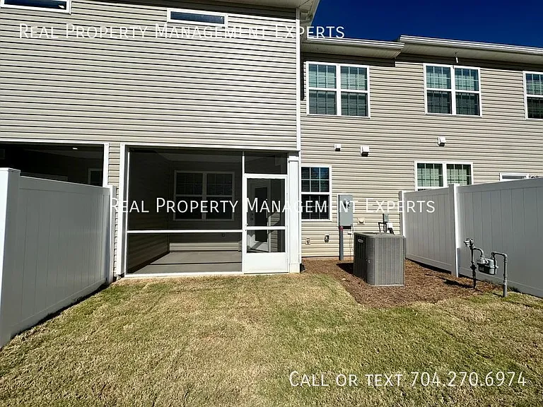 13123 Cottage Crest Ln — Photo 19