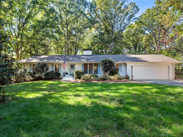 4815 Morehead Dr, Raleigh, NC 27612