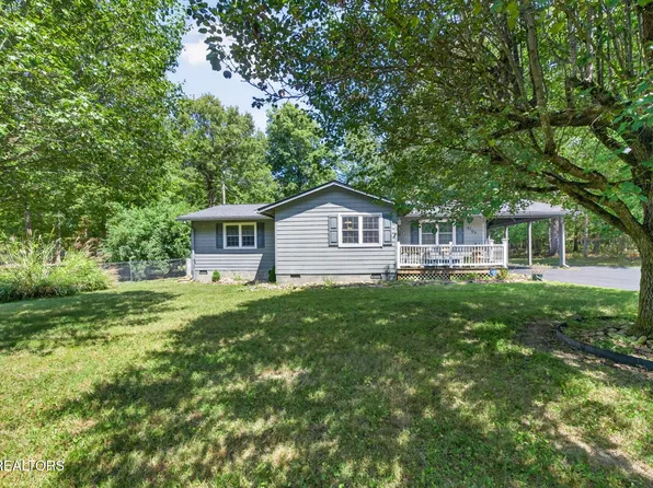 9109 Hondo Dr, Crossville, TN 38572
