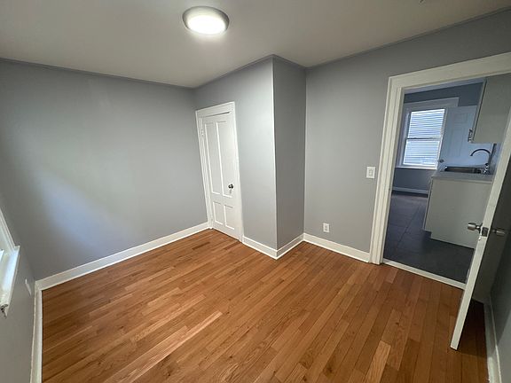 2nd image of 840 Congress Ave #A