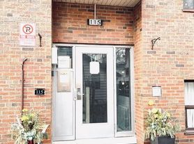 115 8th St, Toronto, ON