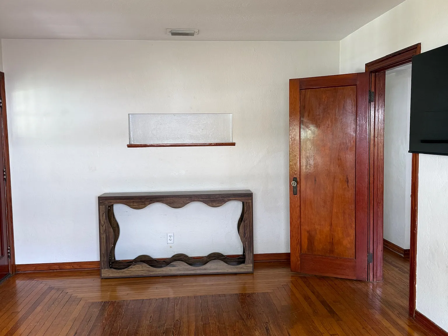 2 bed, 1100 sqft, $2,400 — Photo 4