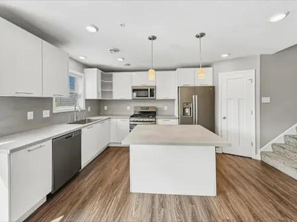 5257 Trotter Trl, Victoria, MN 55386