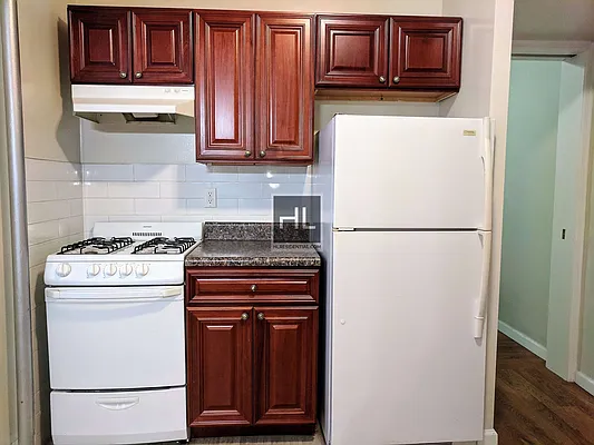 Rented by Highline Residential | media 26