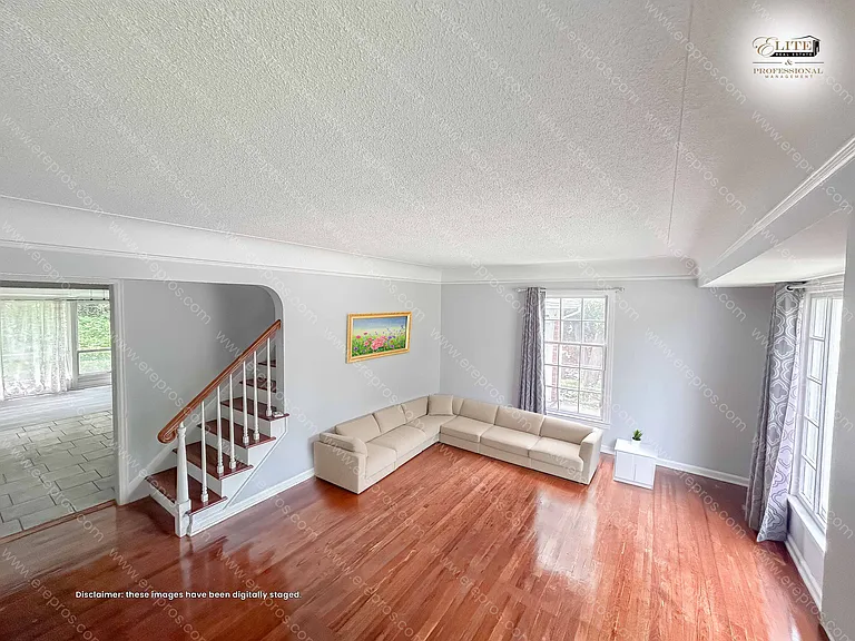 1909 Welch Blvd — Photo 2