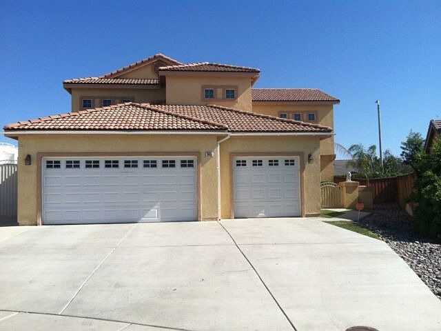 1st image of 940 Tucson Ct
