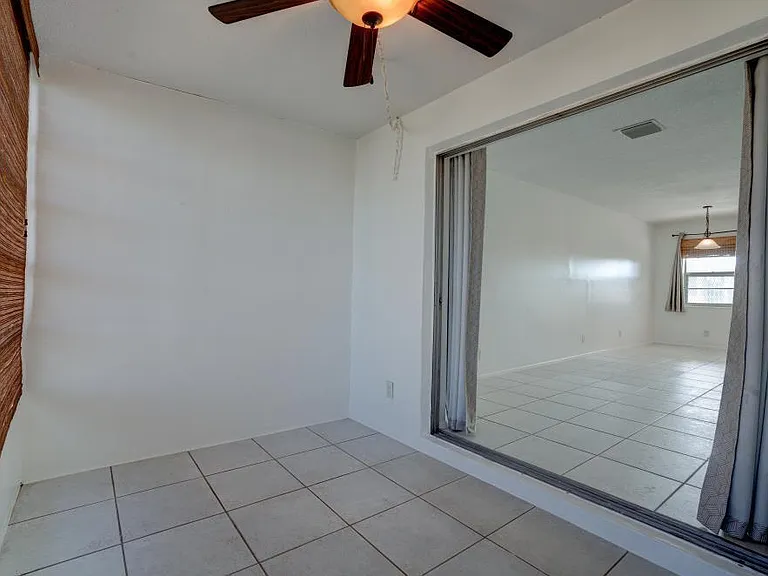 2111 NE 1st Ct #203 — Photo 10