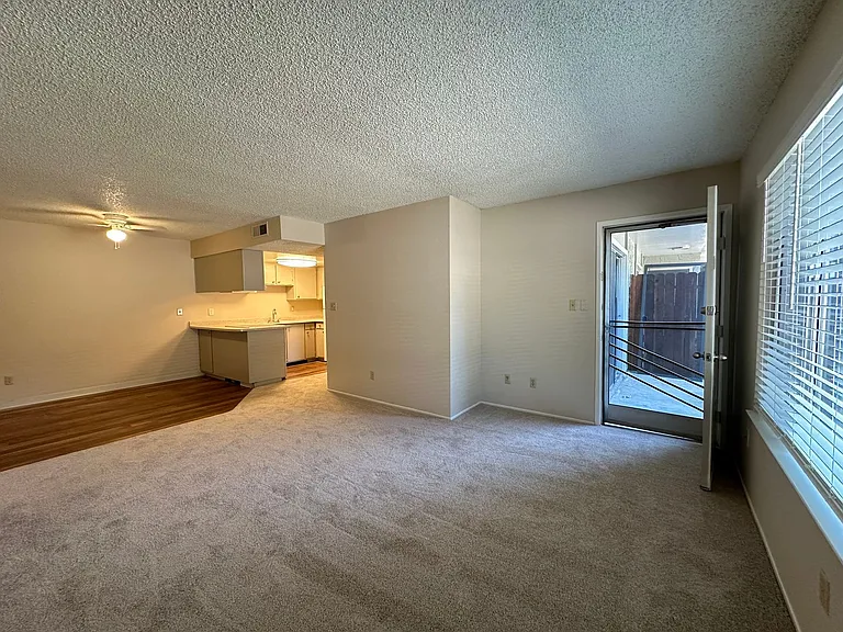 Northridge Terrace Apartments at 4900-4948 Stamas Lane, Fair Oaks California — Photo 52