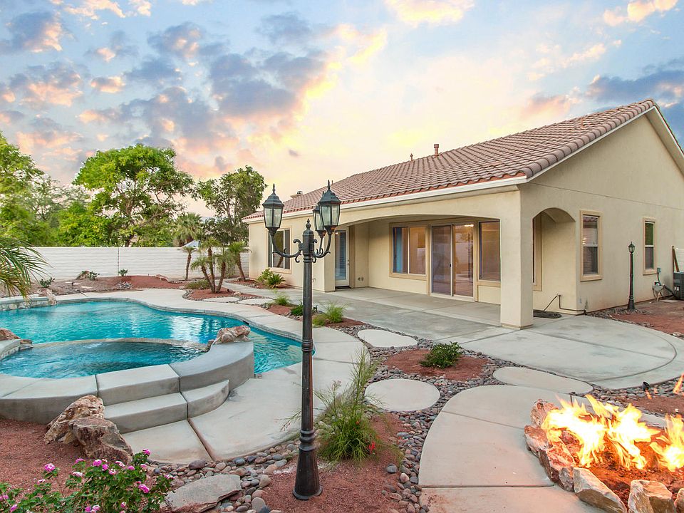 2nd image of 40309 Corte Alondra