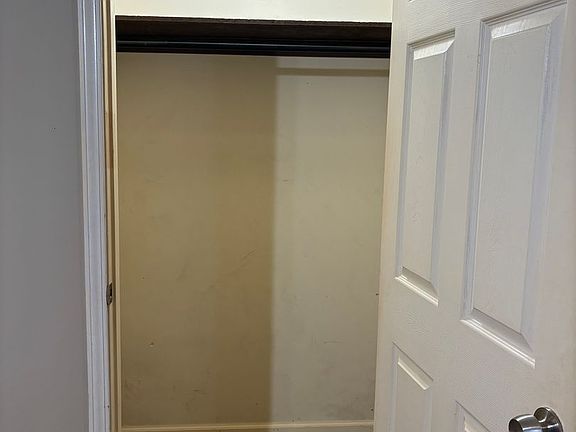 5th image of 314 Church St APT 25