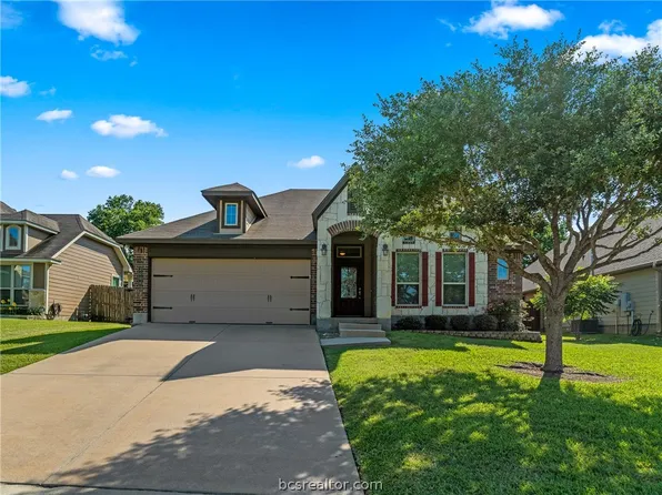 2008 Timberline Ct, Brenham, TX 77833