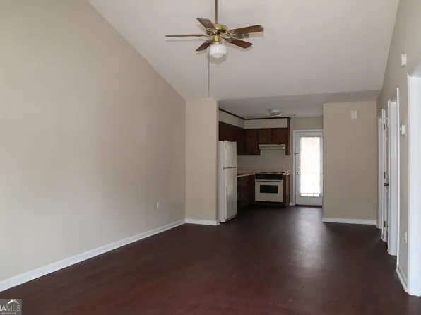 1807 Chandler Rd, Statesboro, GA 30458