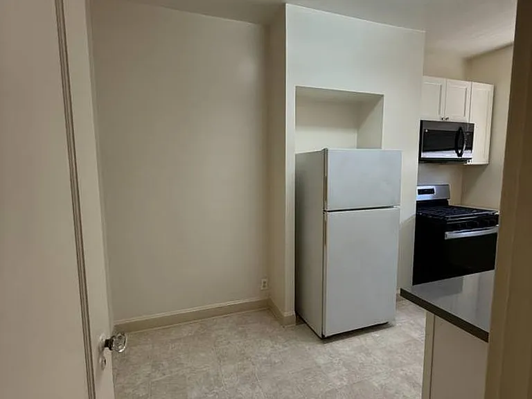 2320 Haste St #15 — Photo 5