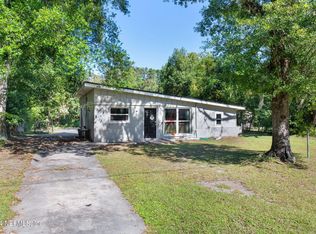8069 Patou Dr N, Jacksonville, FL 32210